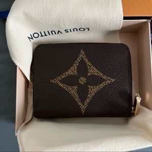 Louis Vuitton Zippy Coin Purse
